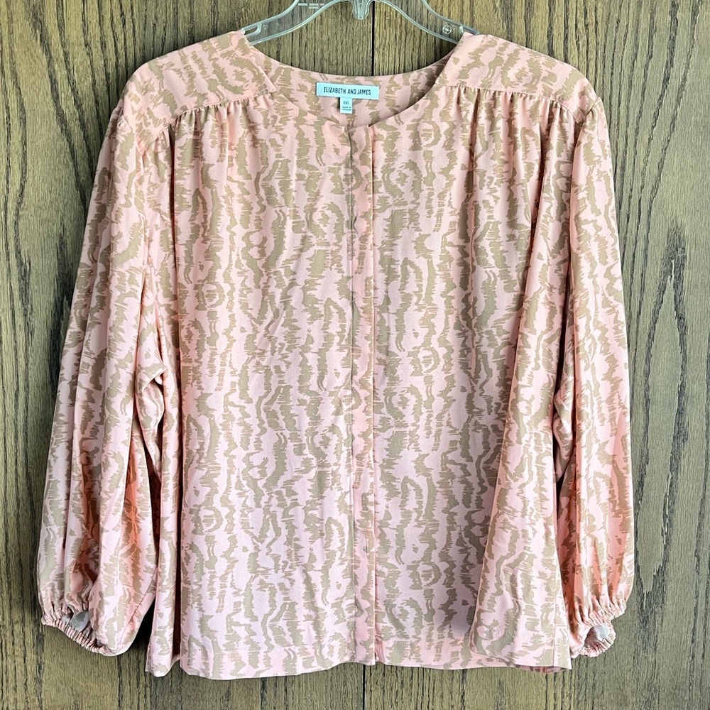 Elizabeth and James size XXL